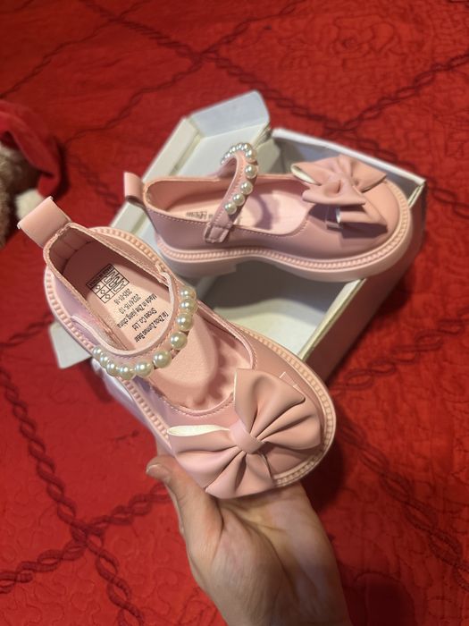 Papuci Fetite Roz, Negri si Albi Marimea 26