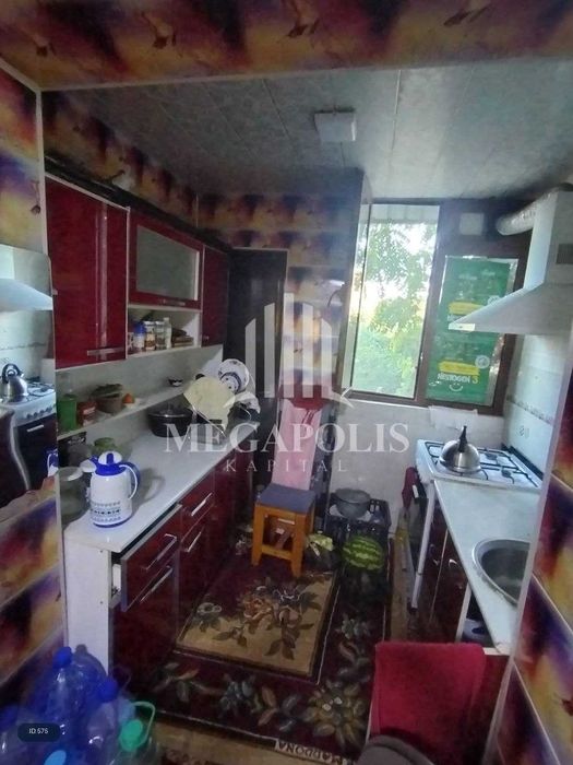 Buxoro, Konechkada 3 xonali kvartira arzon narxda sotiladi.№575