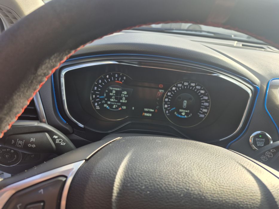 FORD Mondeo 2021 — imagine 4
