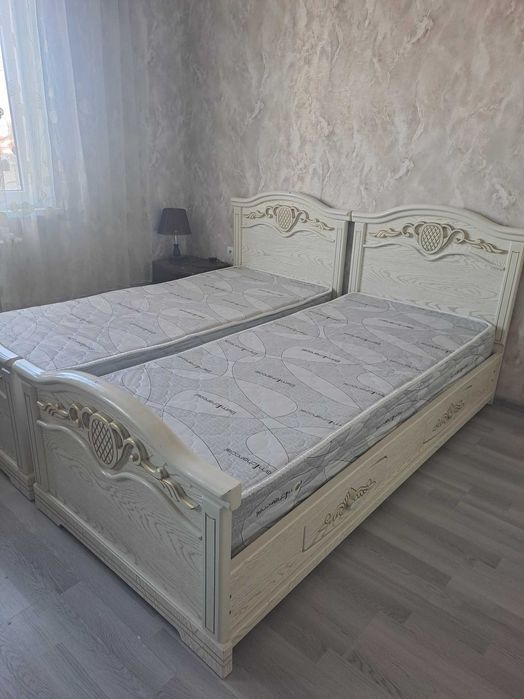 Болаларга камплект мебел сотилади