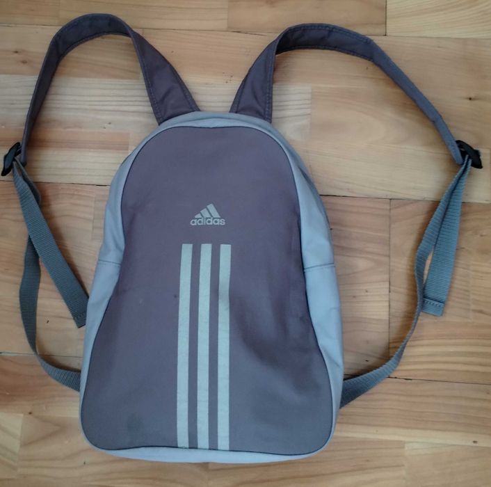 Rucsacuri Coca Cola si Adidas