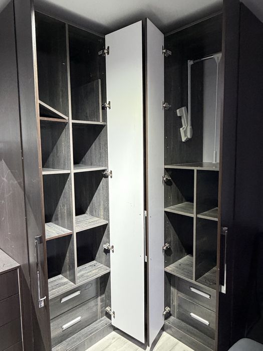 Продается шкаф для одежды