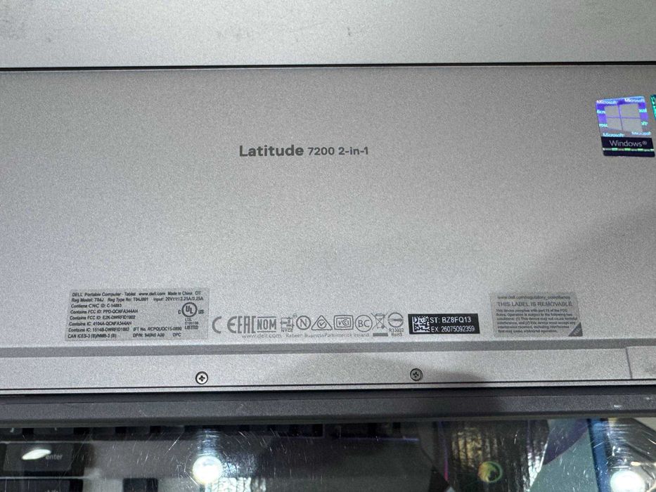 DELL Latitude 7200 2-in-1 Core i5-8365U ram 8 ssd 256 сенсорный