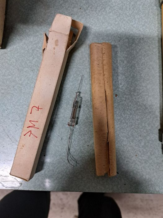 Лампа ртутная ДРШ 250, ДРТ 120, Триод ЭМ 7