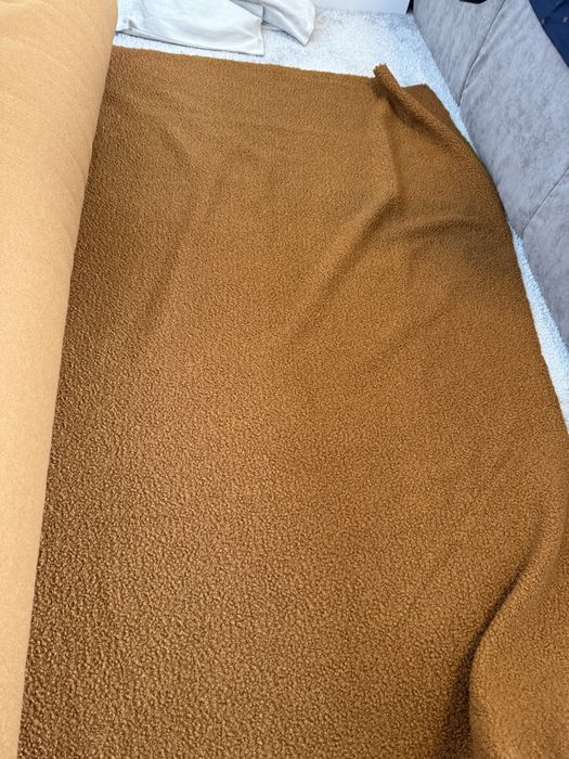 Продавам букле плат Teddi 32 метра