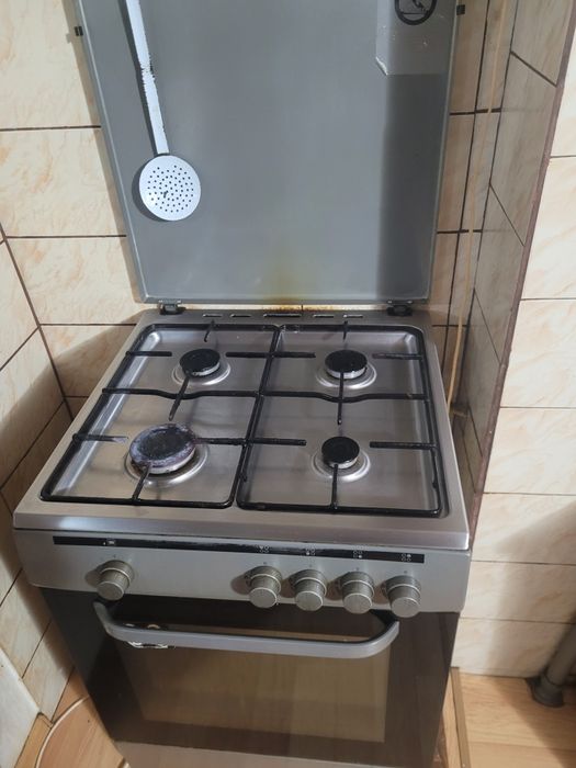 Vând Aragaz MYRIA PE GAZ