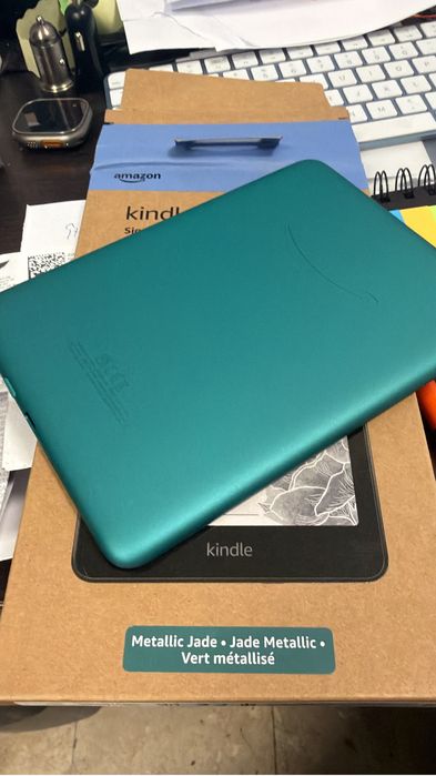 Amazon kindle paperwhite gen 12 signature edition 32gb noua sigilata