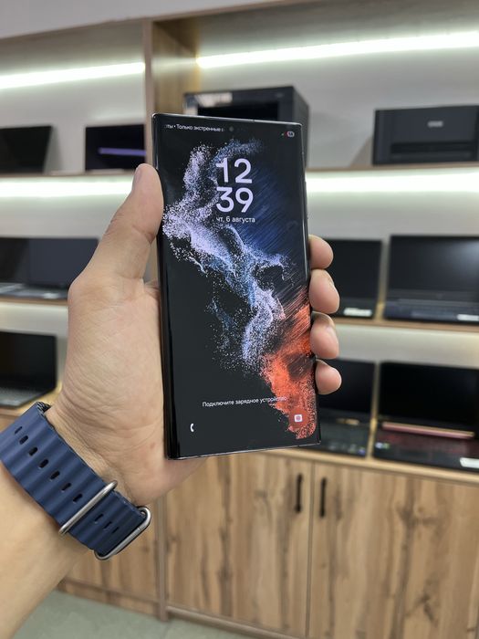 Телефон Samsung Galaxy S22 Ultra