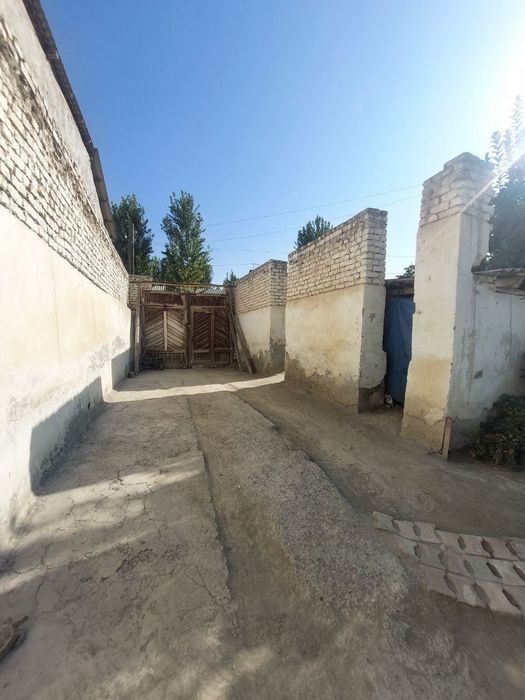 Katta ganjiravon xududida 10 sotixli xovli sotiladi