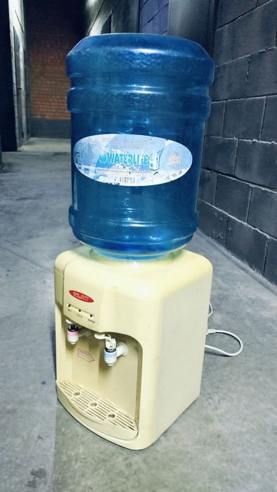 Диспенсер для воды