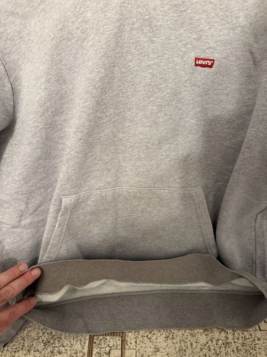 Hanorac Levis masura M in stare foarte buna