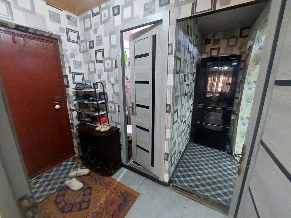 3 хона 1чи кават Ахунбабаевский массив до канал