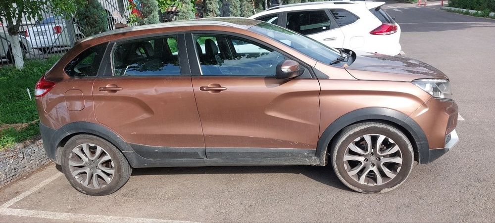 Продаётся Lada XRAY