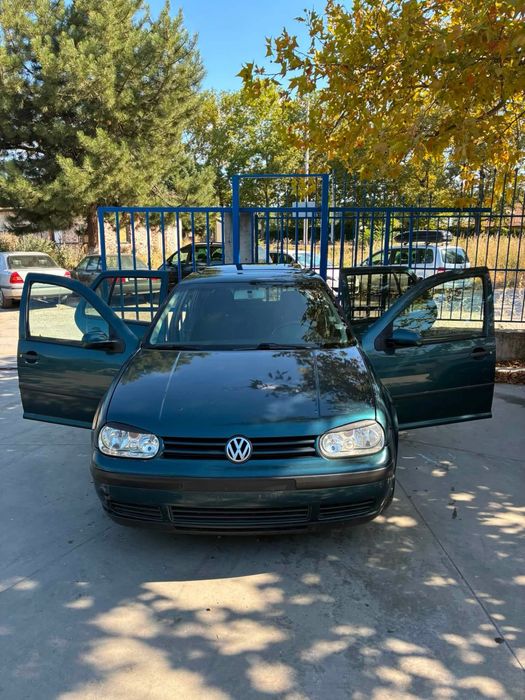 Golf 4 1.6 На Части