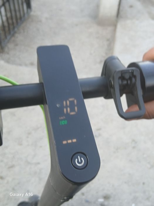 Trotineta electrica în stare buna