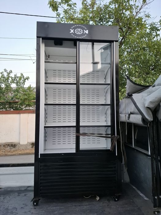 Vitrina xaladilnik zakazga yasaymiz