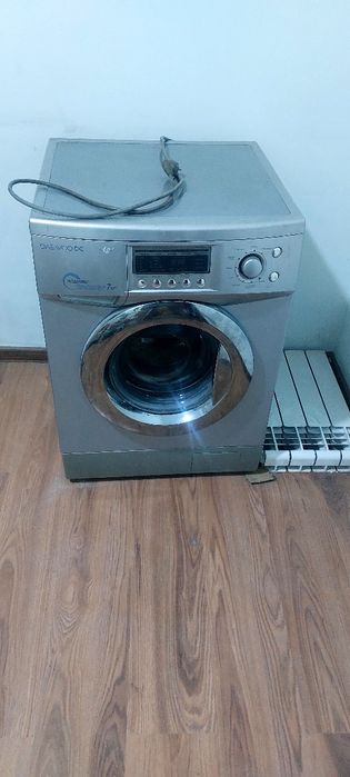 Продаю стиральную машину Daewoo 7кг. Производство Корея.