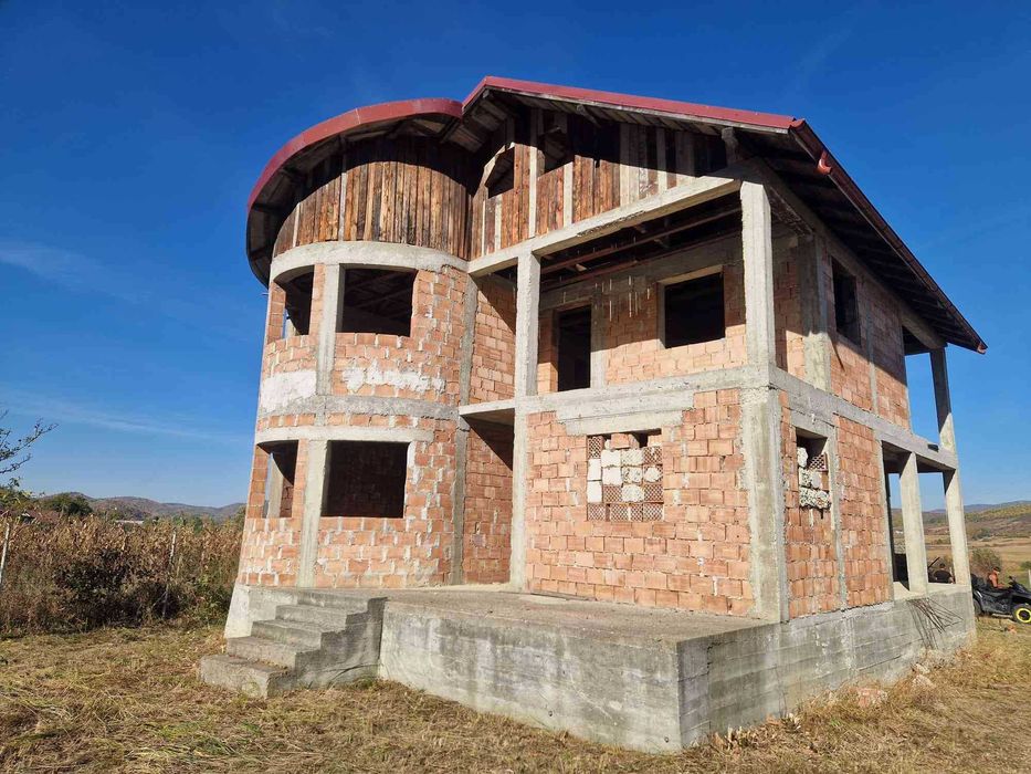 Casa de vanzare