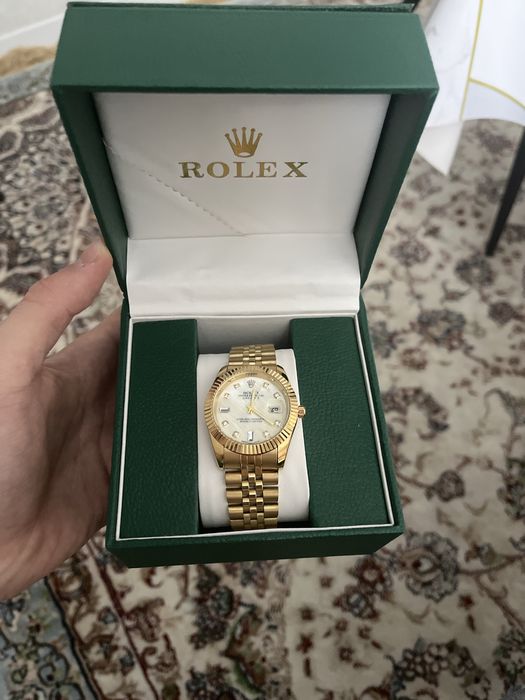 Часы ролекс новые продаю срочно