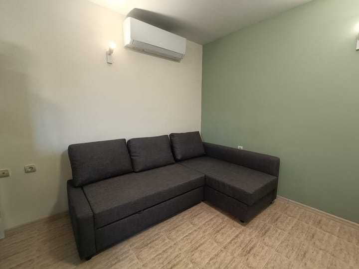 Дава се под наем Къща в Варна, Морска градина - 100 кв.м за 663 € - Снимка #3