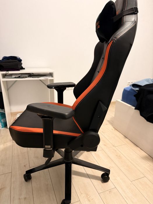 Scaun SecretLab Titan XL portocaliu