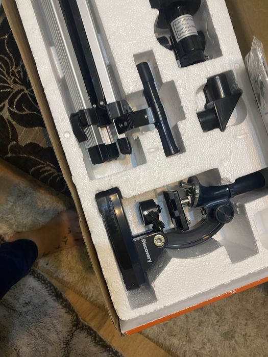 Телескоп ЧИСТО НОВ !