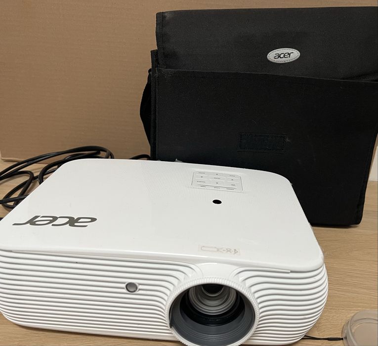 Videoproiector Acer Full HD 1080p P5535
