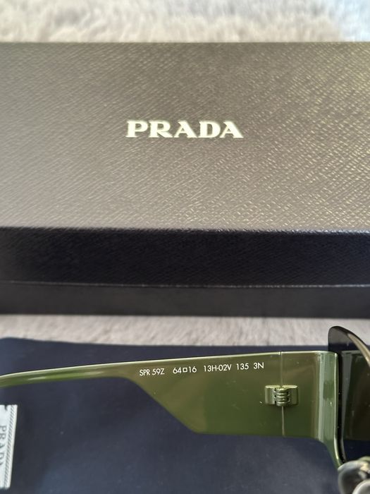 Ochelari de soare Prada