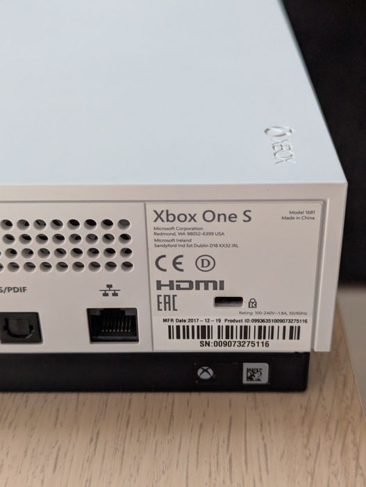 Xbox One S, 1 TB