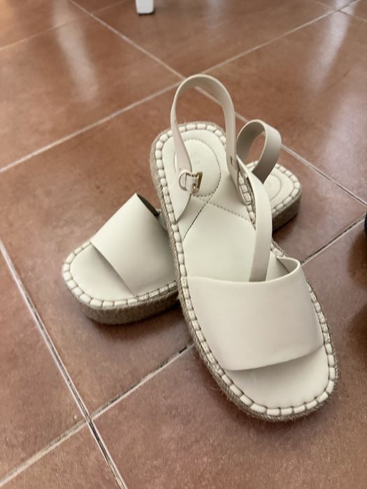 Sandale zara stare impecabila