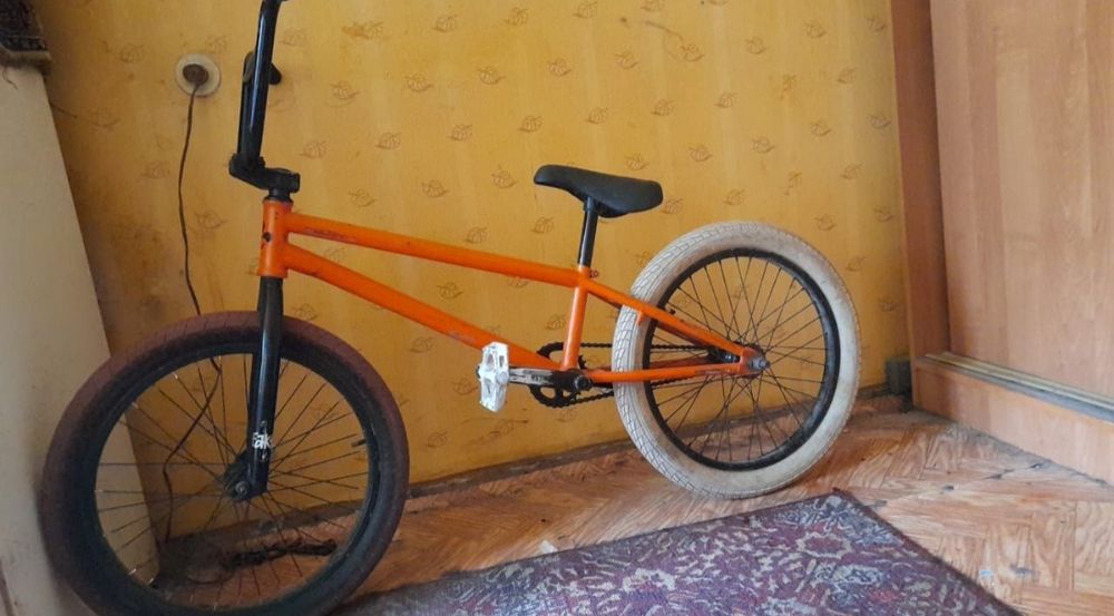 Продам велосипед bmx