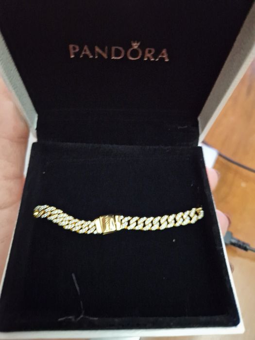 Пандора златна ..