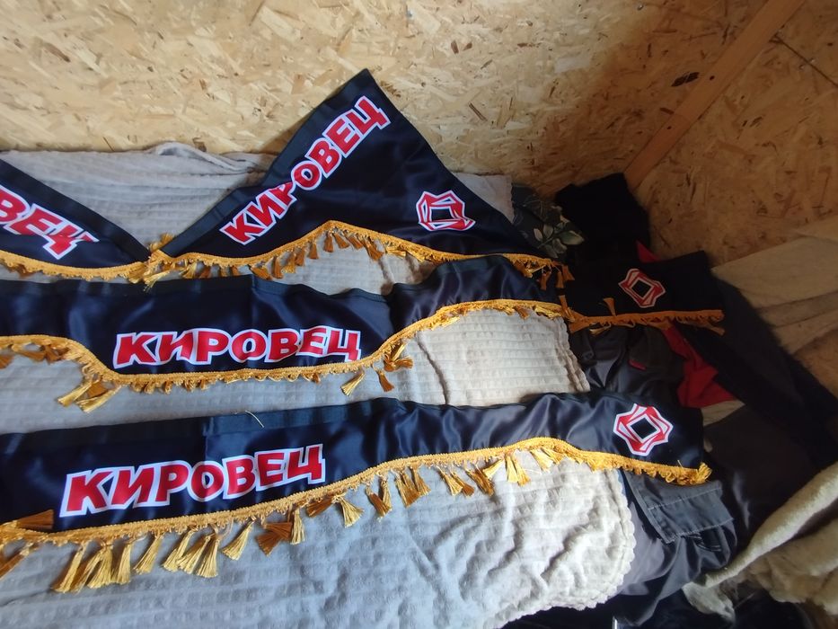 Продам шторки ламбрекены Кировец,
