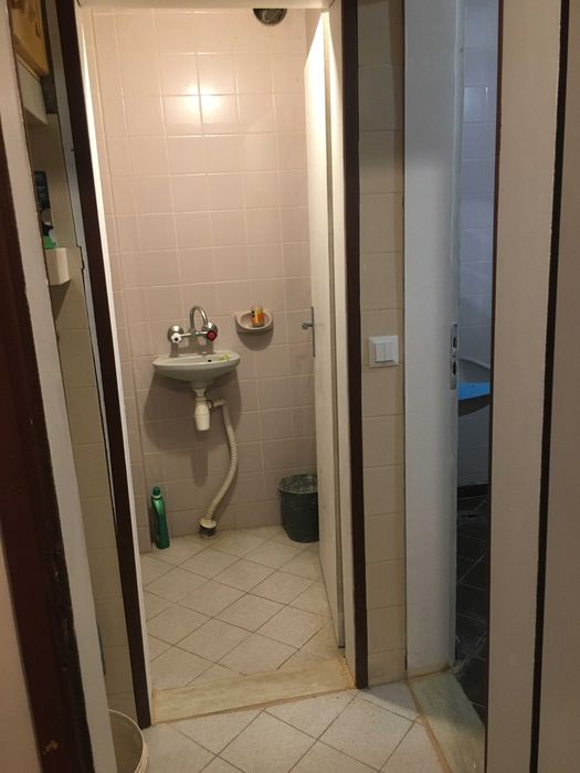 Дава се под наем Четиристаен апартамент в Шумен, Военно училище - 105 кв.м за 331.5 € - Снимка #13