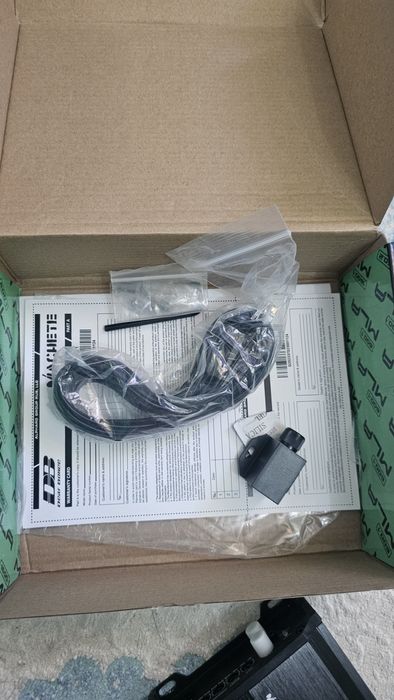 Усилитель Deaf Bonce Machete MLA-600.1