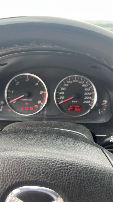 Продава се лек автомобил