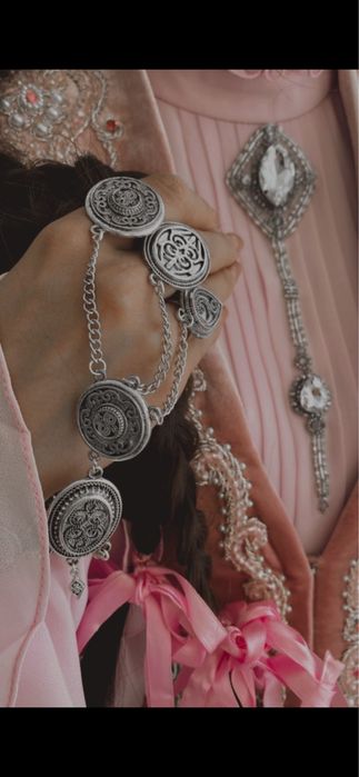 Камзол Кажеке Нуршах платье