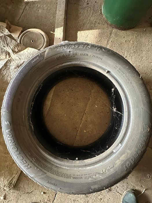Шины 205/55/16 без дисков