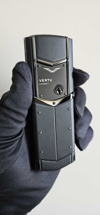 Vertu Signature S Pure Black