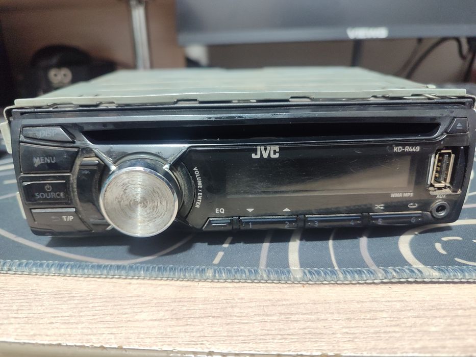 Магнитафон JVC...