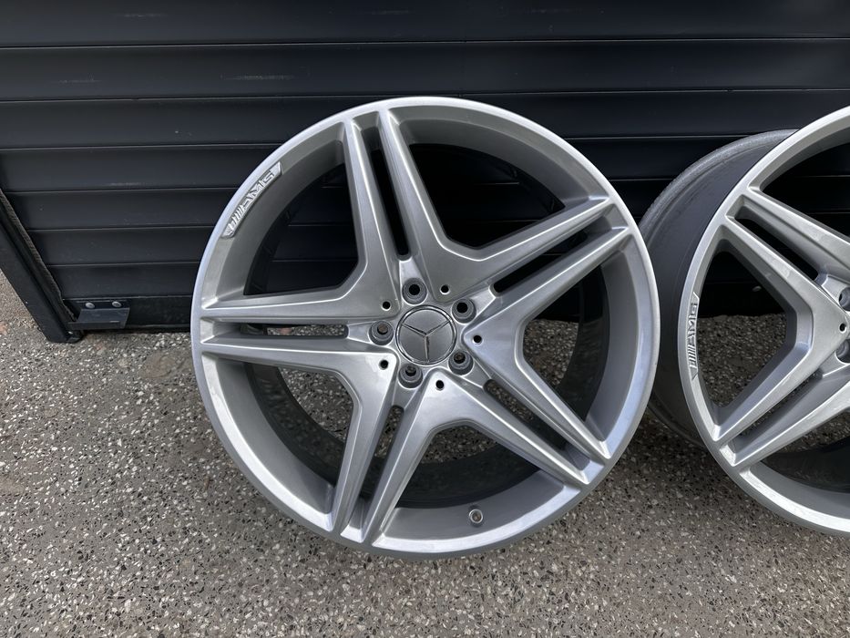 Оригинални Джанти Мерцедес Mercedes AMG 20 " 9.5j с датчици за наляган