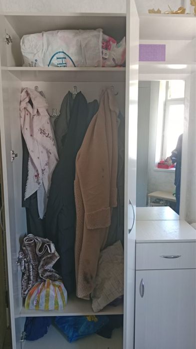 ШКАФ для  прихожей с зеркалом(Белый)