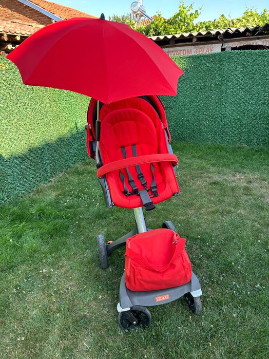 Продава детска количка