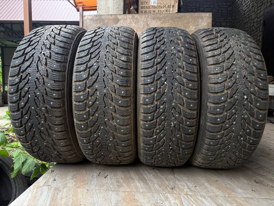 235 55 R18 Комплект 4шт. Nokian Зима Шины