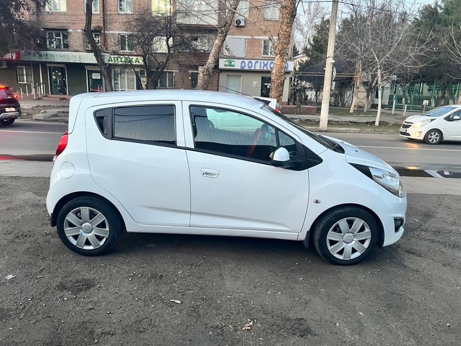 Спарк сотилади срочно