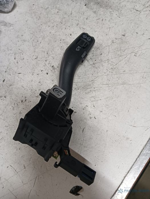 Maneta Stergatoare Audi A3 Ii (8P1) [ 2003 - 2013 ] Oem 8P0953519A