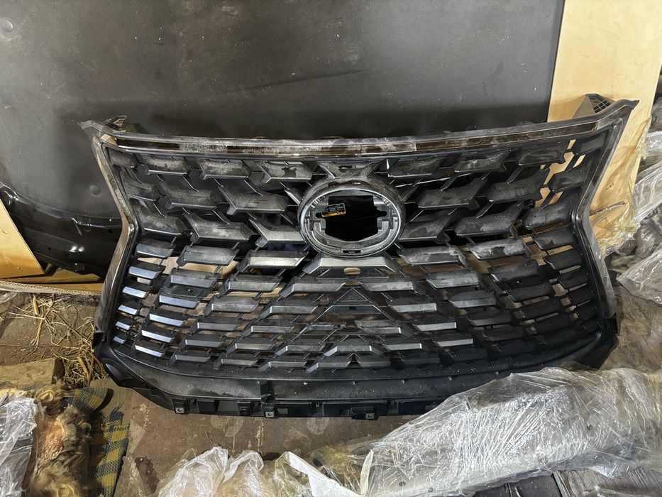 Зарчасти оригинал от лексус 570