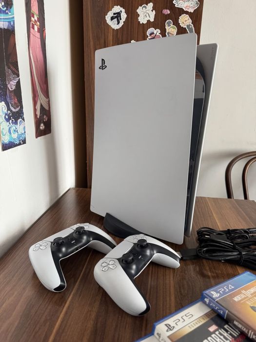 Продам PS5 срочно