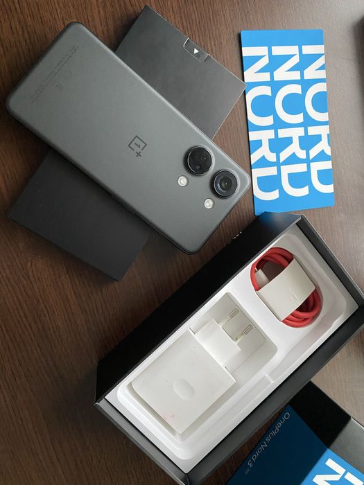 Vând urgent Oneplus Nord 3