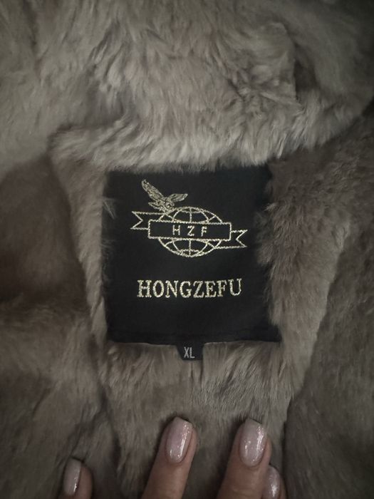 Продам парку натуралка